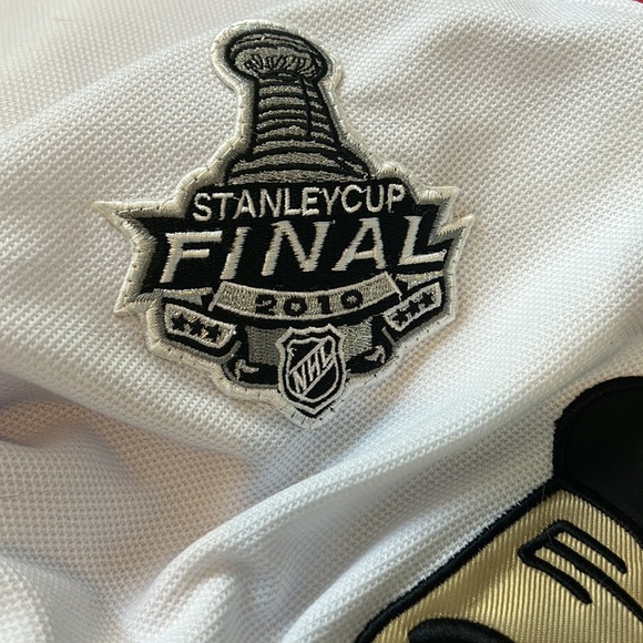 COPY - Jonathan Toews Blackhawks Jersey Size 52.   SC and C Patch.  white jersey - Picture 4 of 4